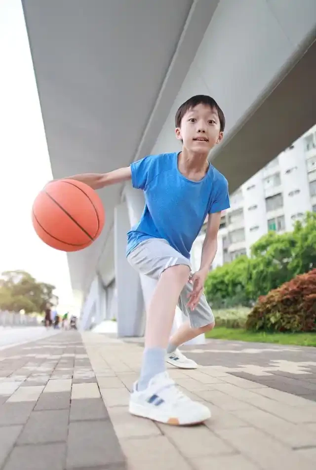 篮球课训练教案_1